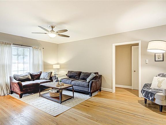 5th image of 1404 Seminole Dr