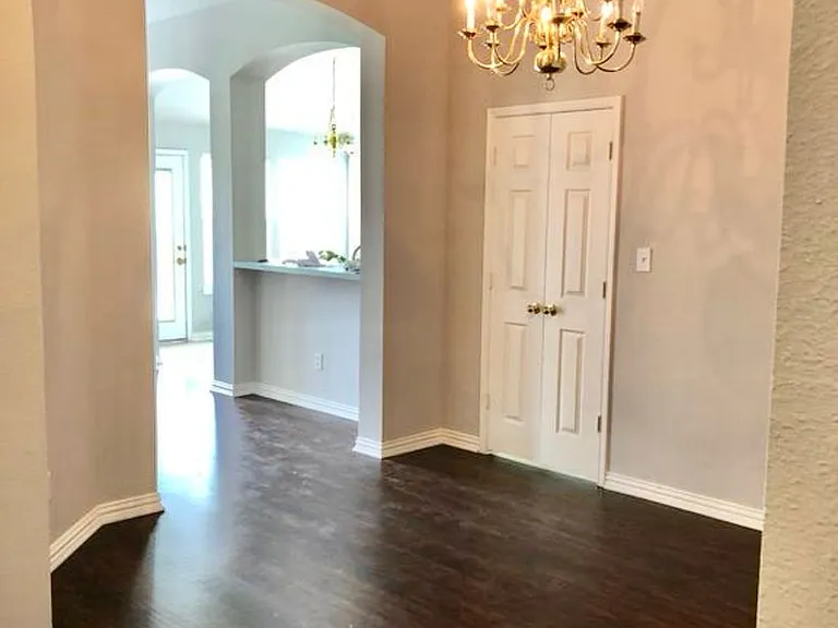 2601 Coffey Dr — Photo 4