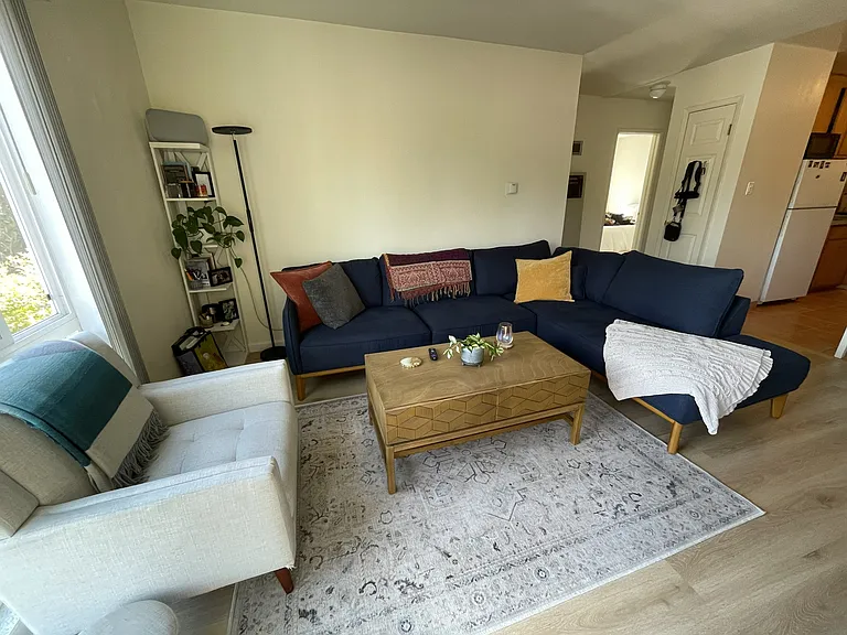 1306 Martin Luther King Jr Way #2F — Photo 4