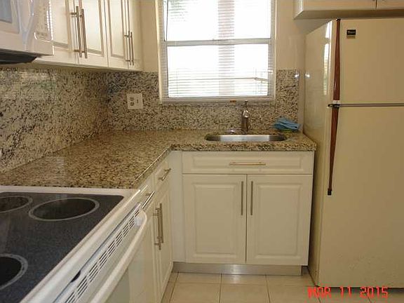 3rd image of 8200 Sunrise Lakes Blvd APT 207
