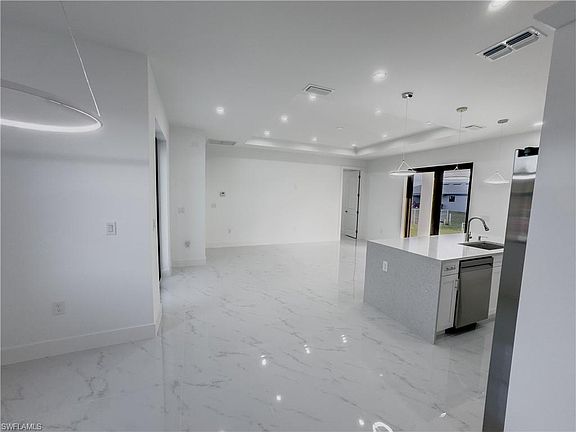 4th image of 4011 SW 33RD ST