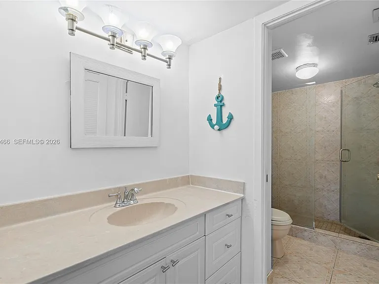 18081 Biscayne Blvd #1903 — Photo 26