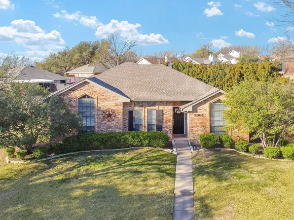 2004 Vista Crest Dr, Carrollton, TX 75007
