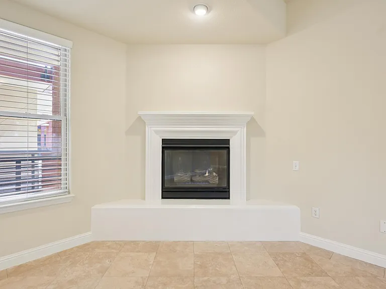 435 Sheridan Ave #201 — Photo 9