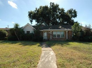7910 Wilmerdean St, Houston, TX 77061