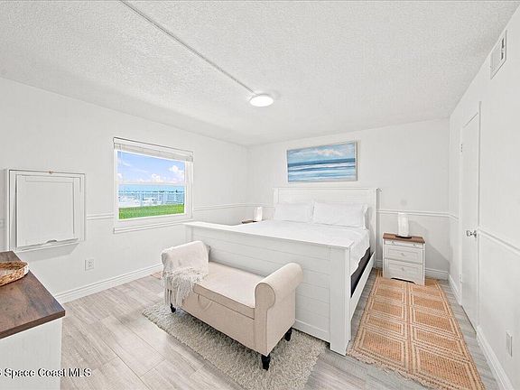 5th image of 307 Highway A1a APT 2
