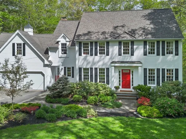 825 Brockelman Rd, Lancaster, MA 01523