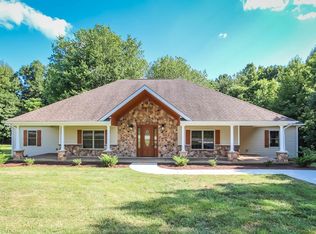 3840 Crane Pond Rd, Utica, KY 42376