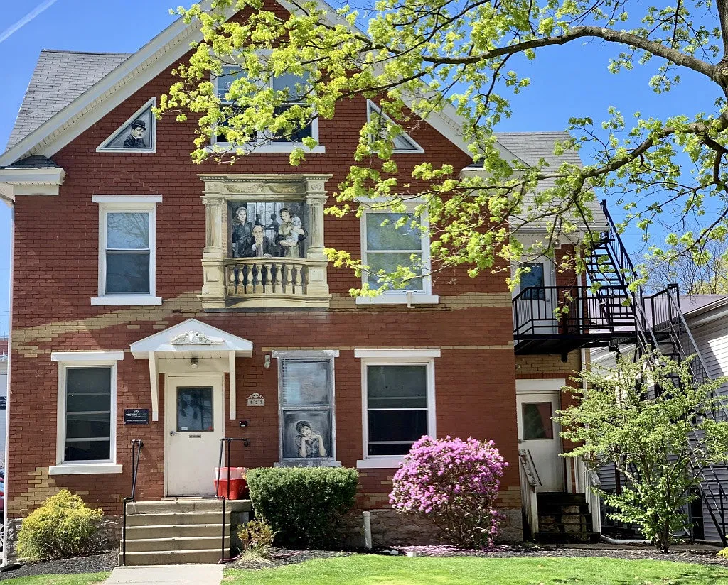 623 W. College Ave. — Photo 2