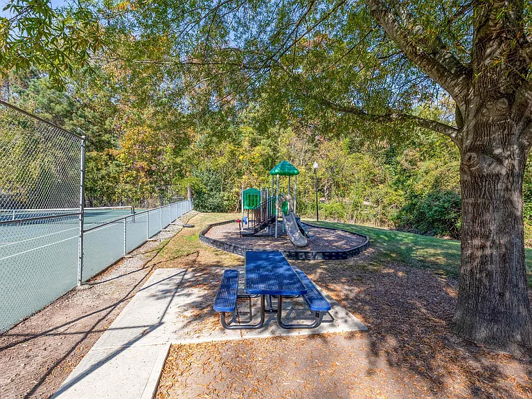 The Greens at Tryon — Photo 9