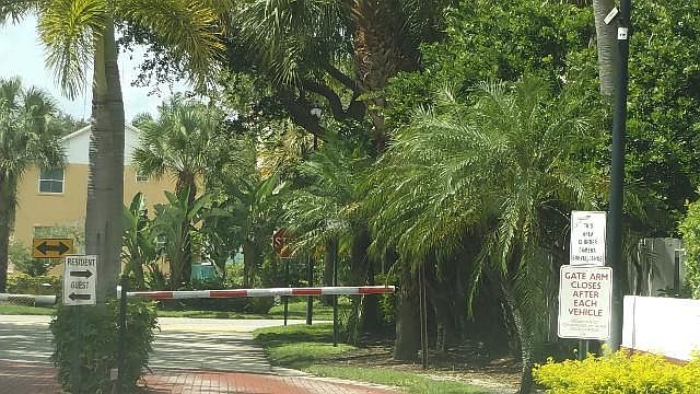 1st image of 400 NW 102nd Ter