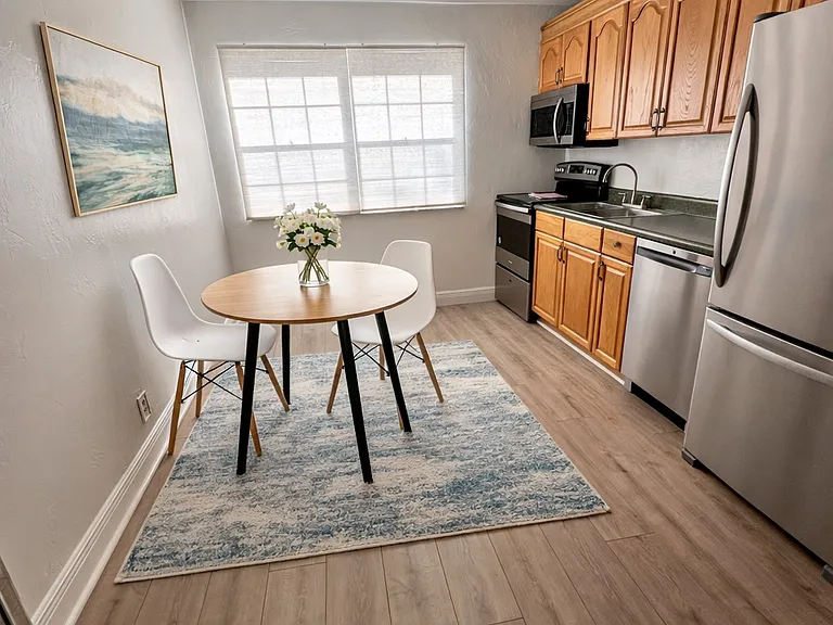 510 NE 17th Ave #206 — Photo 6