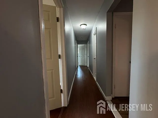 332 College Dr — Photo 7
