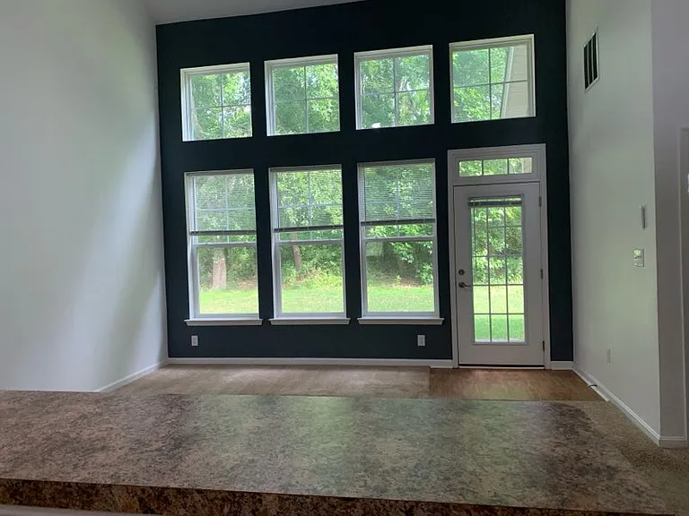 32041 Woods Ct — Photo 11