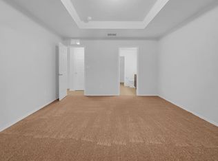 2247 Washington Rd, Washington, IL 61571