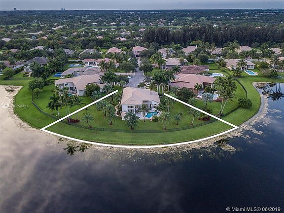 2nd image of 3536 Del Mar Ave