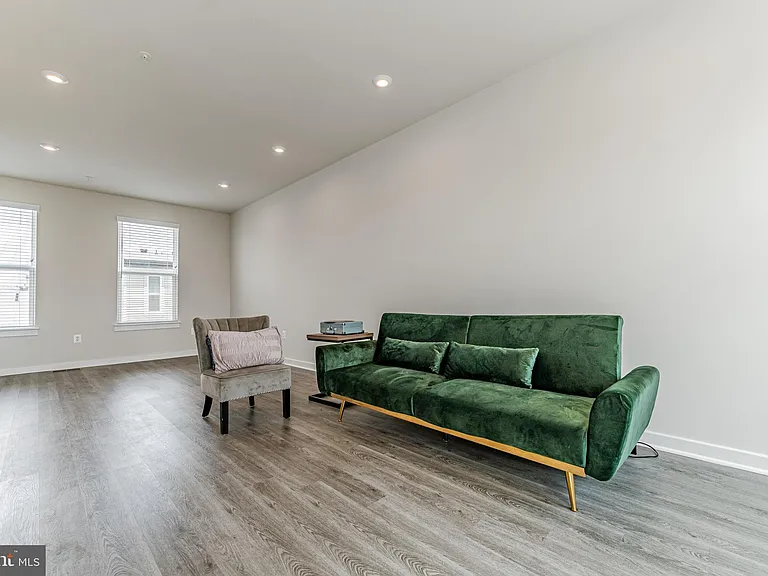 2503 Emerald Branch Dr — Photo 30