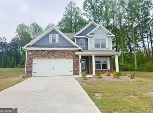 535 Paces Dr, Lithia Springs, GA 30122