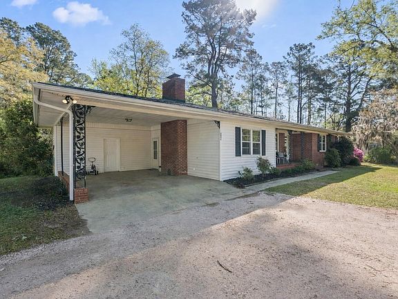 3rd image of 2090 Little Lamb Rd.