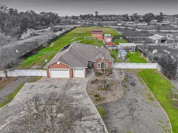 1815 C St, Rio Linda, CA 95673