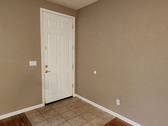 2nd image of 9736 Sage Thrasher Cir