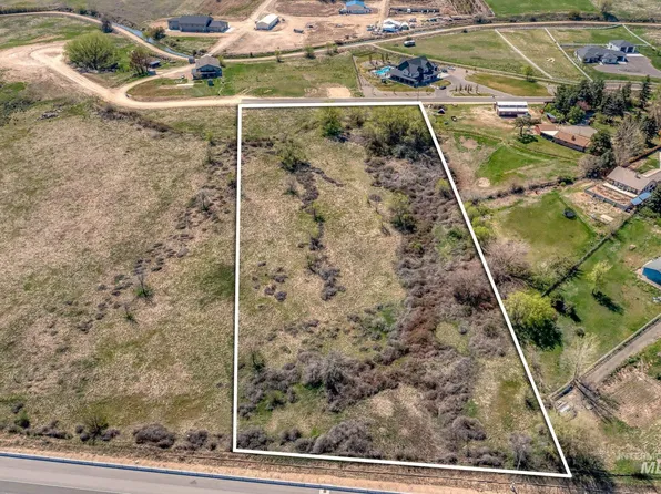 5762 W Belvedere Ln, Meridian, ID 83642