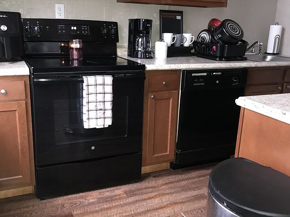 3rd image of 1 E Main St APT 11