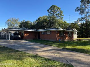 502 Chickasaw Dr, Opelousas, LA 70570