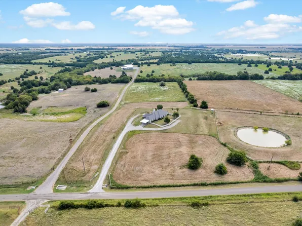 6859 County Road 1140, Leonard, TX 75452