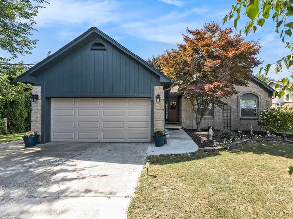 11716 Clinton River Rd, Sterling Heights, MI 48313
