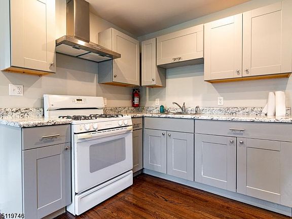 5th image of 21 Dodd St #A