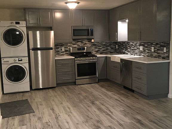 5th image of 3541 Crocker Dr