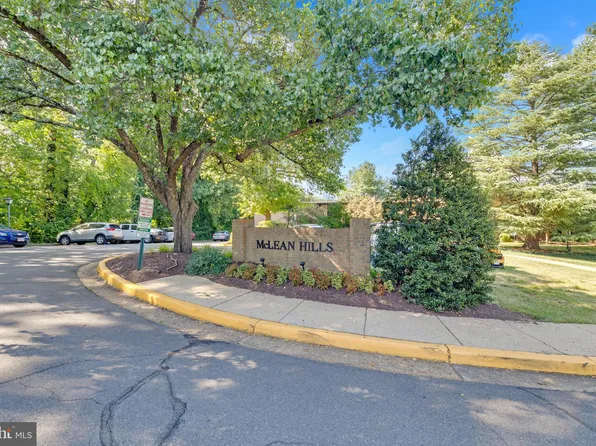 7855 Enola St APT 103, Mc Lean, VA 22102