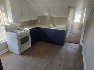 157 N Locust St #B, Manteno, IL 60950
