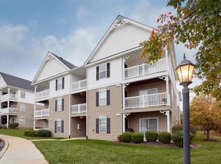 1300 Spring Creek Ln, O'Fallon, MO 63368