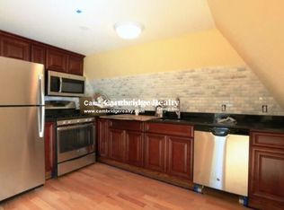 206 Summer St #3T, Somerville, MA 02143