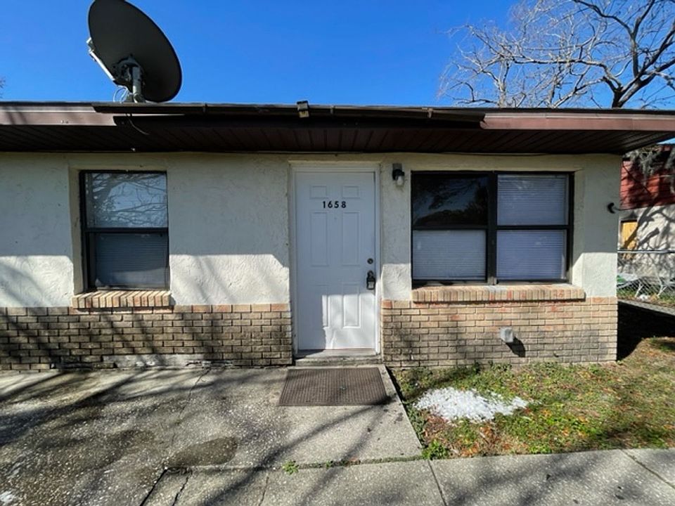 1st image of 1658 Crystal Park Cir #1658