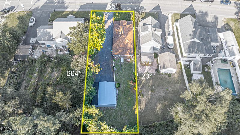 3rd image of 374 Sand Creek Road