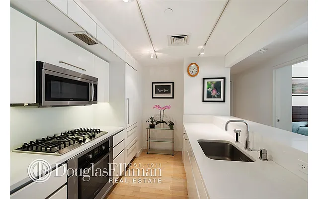 Sold by Douglas Elliman | media 2