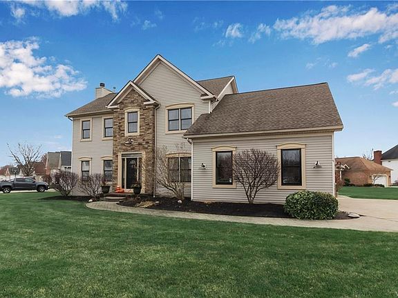 4th image of 15 Cambridge Ct
