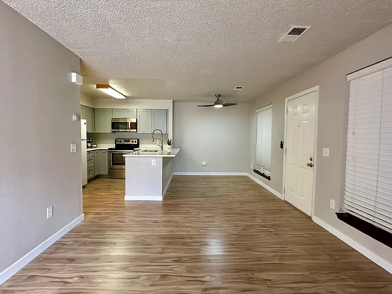 4460 Pitkin St #128 — Photo 7