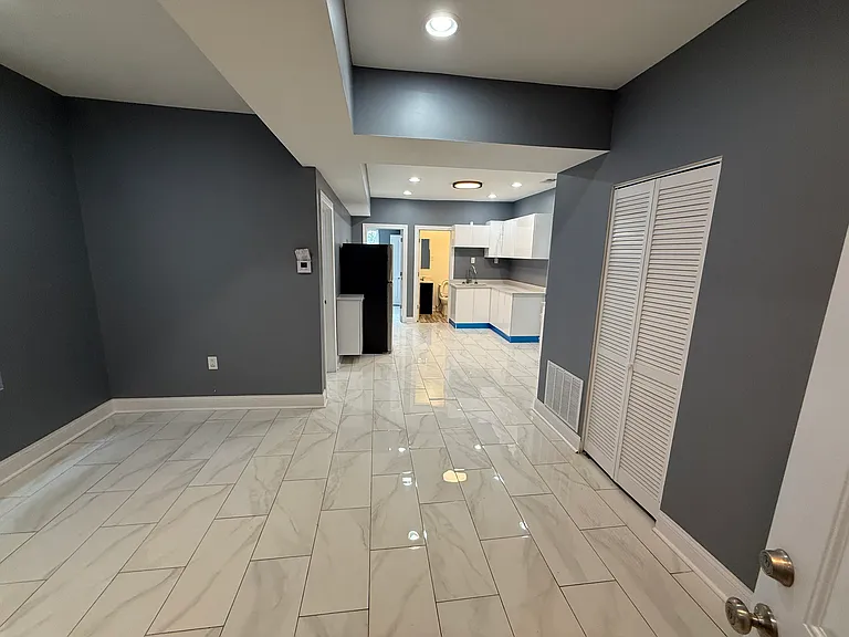 6335 S Elizabeth St #1234 — Photo 5