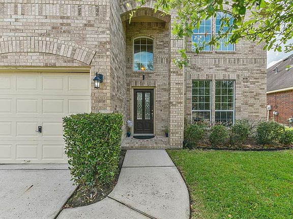 2nd image of 25609 Thistle Valley Ct