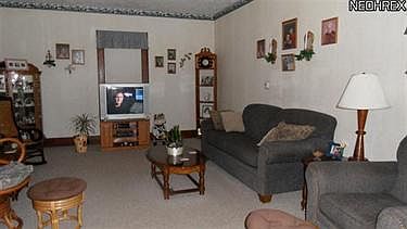 4th image of 2815 Wilson Ave