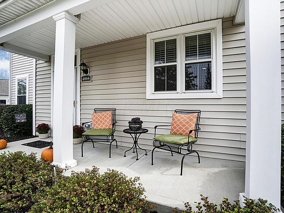 3rd image of 4066 Domain Dr #23-406