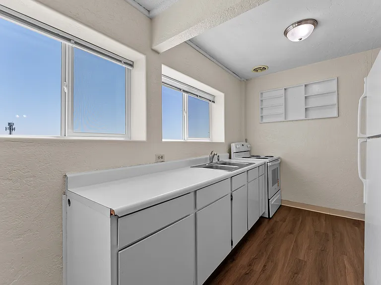 619 Chetco Ave #4 — Photo 9