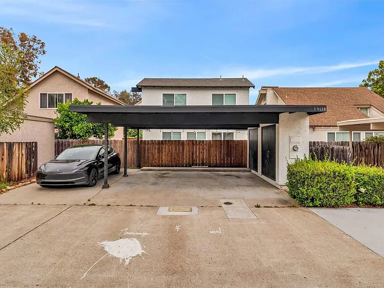 10618 Esmeraldas Dr — Photo 30
