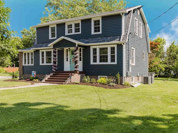 401 W Grand Ave, Carterville, IL 62918