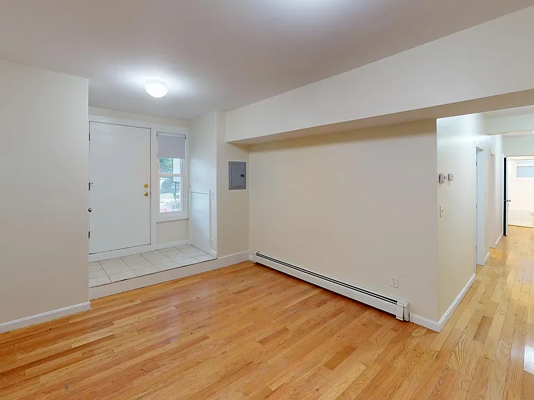 1640 Commonwealth Ave — Photo 2