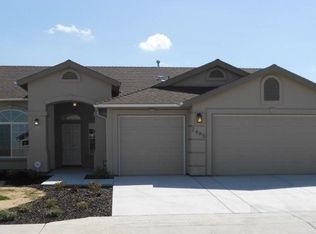 2465 S Rogers Ln, Fresno, CA 93727